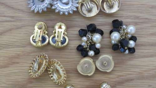 Collection of Fourteen Vintage Pairs of Stud/ Clip On/ Screw On Earrings. Details in Description