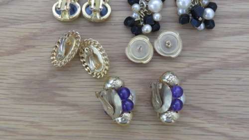 Collection of Fourteen Vintage Pairs of Stud/ Clip On/ Screw On Earrings. Details in Description