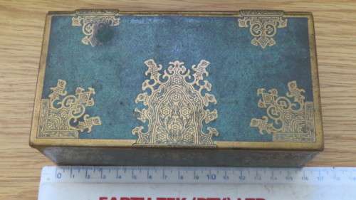 Gorgeous Vintage Grammes Inc. Green/ Gold Etched Metal Lined Wooden Trinket Box 16,3 x 8,7 x 5,5 cm