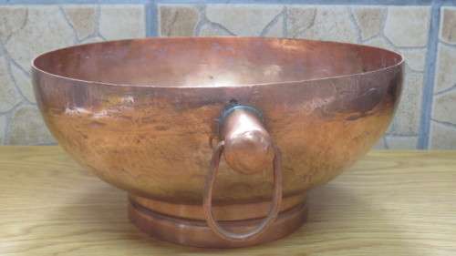 Beautiful Vintage De Klerk Original Copper Display Bowl With Side Drop Handles D: 26 cm H: 12 cm