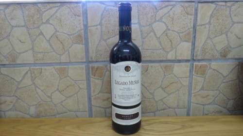Sealed 750ml Bottle of Legado Munoz 2004 Merlot Product of Spain