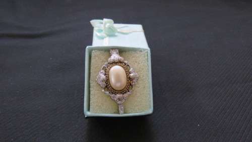 Vintage Long Faux Pearl Lariat Necklace/Twisted Faux Pearl Necklace and Brooch See Description