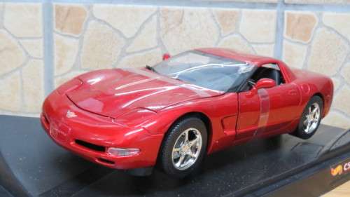 Fantastic Boxed Vintage Hot  Wheels Custom Candy-Red Paint C5 Corvette Scale 1:18