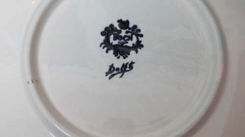 Pretty, Vintage Boch Belgium Blue and White Delft Plate D: 21,5 cm
