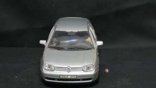 Awesome Vintage Welly #9378 Volkswagen Golf IV Scale 1:24 L: 17 cm