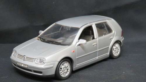 Awesome Vintage Welly #9378 Volkswagen Golf IV Scale 1:24 L: 17 cm