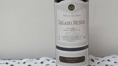 Sealed 750ml Bottle of Legado Munoz 2004 Merlot Product of Spain