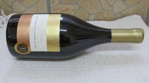 Sealed 750ml Bottle of Hazendal 2017 Semillon/Sauvignon Blanc