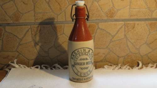 Scarce Vintage Original Raskin & Co. Ceres Ginger Beer Stoneware Bottle With Stopper H: 22,5 cm