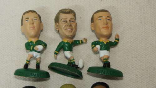 Six Vintage 1997 Shell Headliners Collection/SARFU Cricket/Rugby Figurines Details in Description