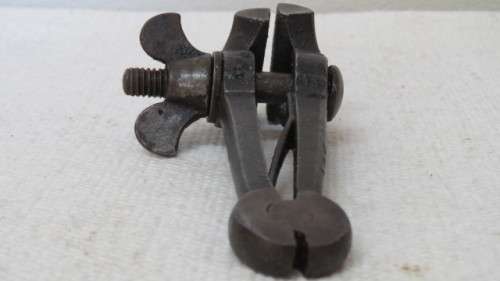 Fantastic Vintage `Vix` Small Hand Clamp Vise L: 11 cm