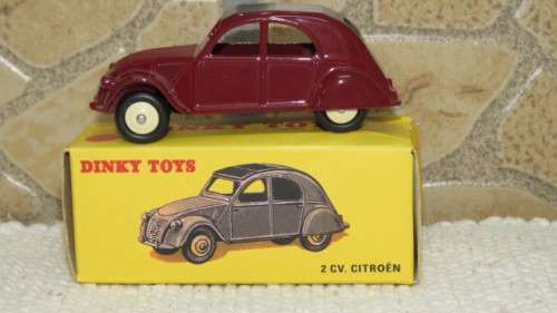 Stunning Vintage Boxed DeAgostini Mattel Dinky Toys 2 CV. Citroen #24 T Scale 1:43 L: 9 cm