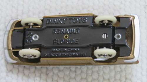 Superb Boxed DeAgostini Mattel Dinky Toys Renault `Floride` #543 Scale 1:43 L: 10 cm