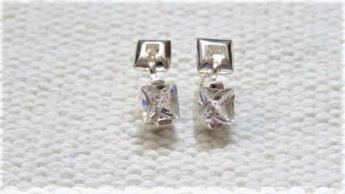 Superb Vintage Sterling Silver Dangle Stud Earrings Silver Square/Square Clear Stone L: 15 mm 4.3 g
