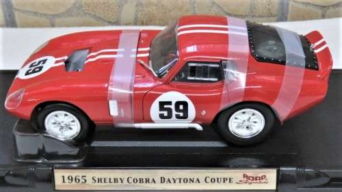 Boxed Yat Ming 1965 Shelby Cobra Daytona Coupe Die Cast Collection Deluxe Edition Scale 1:18