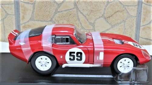 Boxed Yat Ming 1965 Shelby Cobra Daytona Coupe Die Cast Collection Deluxe Edition Scale 1:18