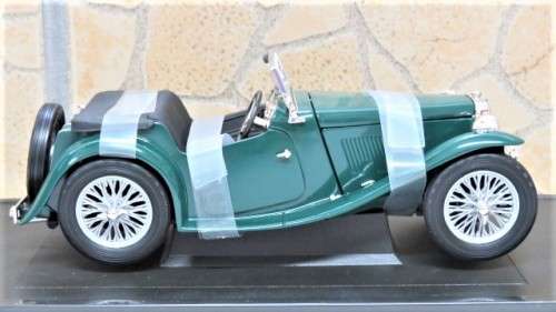 Boxed Yat Ming 1947 MG TC Midget Die Cast Collection Deluxe Edition Scale 1:18 L: 19 cm