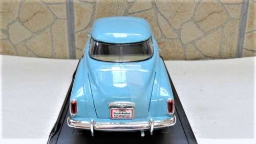 Boxed Yat Ming 1950 Studebaker Champion Die Cast Metal Collection Deluxe Edition Scale 1:18 26 cm