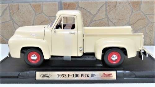 Boxed Yat Ming 1953 F-100 Pick Up Die Cast Metal Collection Deluxe Edition Scale 1:18 L: 26 cm