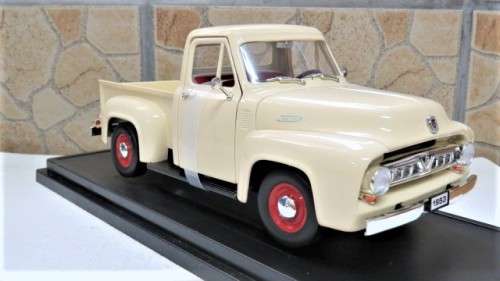 Boxed Yat Ming 1953 F-100 Pick Up Die Cast Metal Collection Deluxe Edition Scale 1:18 L: 26 cm