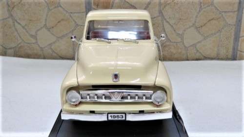 Boxed Yat Ming 1953 F-100 Pick Up Die Cast Metal Collection Deluxe Edition Scale 1:18 L: 26 cm