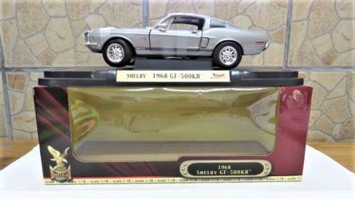 Boxed Yat Ming Shelby 1968 GT-500KR Die Cast Metal Collection Deluxe Edition Scale 1:18 L: 25,5 cm