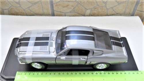 Boxed Yat Ming Shelby 1968 GT-500KR Die Cast Metal Collection Deluxe Edition Scale 1:18 L: 25,5 cm