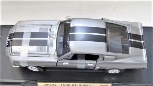 Boxed Yat Ming Shelby 1968 GT-500KR Die Cast Metal Collection Deluxe Edition Scale 1:18 L: 25,5 cm