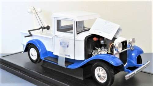 Boxed Yat Ming Ford 1934 Pick Up Wrecker Die Cast Metal Collection Deluxe Edition Scale 1:18 25 cm