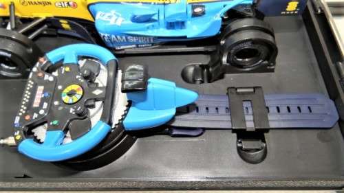 Boxed and Cased Remote Control New Ray Renault F1 Team Race Car #89836 Scale 1:24