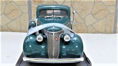 Boxed Yat Ming Road Signature Collection 1937 Studebaker Coupe Express Pick Up Scale 1:18 26,5 cm