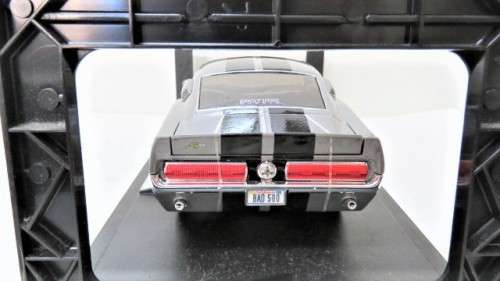 Boxed Jada Toys Bigtime Muscle Die Cast 1967 Shelby GT-500 Custom Engine & Interior Scale 1:18