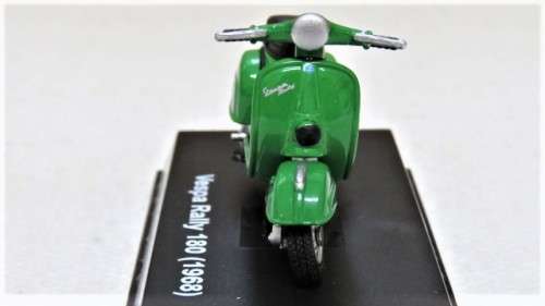 Superb Boxed New-Ray Piaggio Die Cast Green Vespa Rally 180 (1968) #06046 Scale 1:32 L: 6 cm