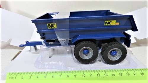 Superb Boxed Britains Farm Toys NC Power-Tilt Dump Trailer 314 Scale 1:32 L: 17 cm