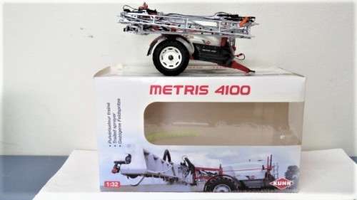 Superb Boxed Eligor Die Cast Kuhn Metris 4100 Trailed Sprayer Scale 1:32 L: 19 cm