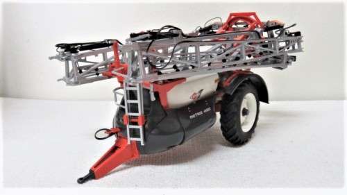 Superb Boxed Eligor Die Cast Kuhn Metris 4100 Trailed Sprayer Scale 1:32 L: 19 cm