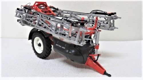 Superb Boxed Eligor Die Cast Kuhn Metris 4100 Trailed Sprayer Scale 1:32 L: 19 cm