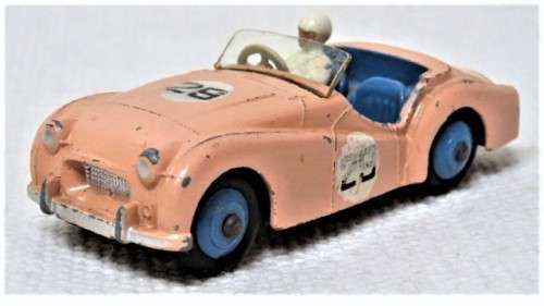 Awesome Vintage Dinky Toys Meccano Ltd Die Cast Triumph TR2 #111 Scale 1:43 L: 8,5 cm