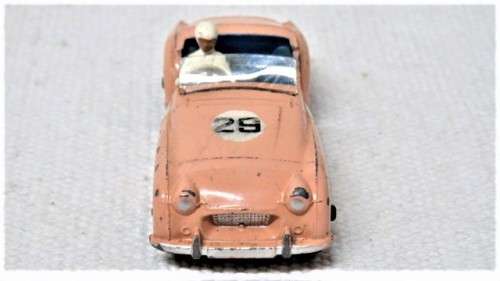 Awesome Vintage Dinky Toys Meccano Ltd Die Cast Triumph TR2 #111 Scale 1:43 L: 8,5 cm