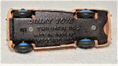 Awesome Vintage Dinky Toys Meccano Ltd Die Cast Triumph TR2 #111 Scale 1:43 L: 8,5 cm