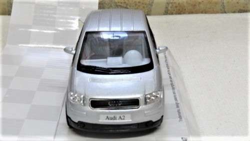 Boxed Kinsmart Die Cast Audi A2 With Pull Back Action #5047 Scale 1:34 L: 12,5 cm
