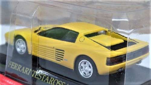 Boxed & Sealed Die Cast Ferrari Testarossa (Official Licensed Product) Scale 1:43 L: 9,5 cm