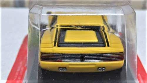 Boxed & Sealed Die Cast Ferrari Testarossa (Official Licensed Product) Scale 1:43 L: 9,5 cm