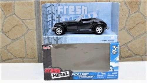Boxed Maisto `Fresh Metal` Power Racer Chrysler Prowler With Pull Back Action Scale 1:39 L: 11 cm