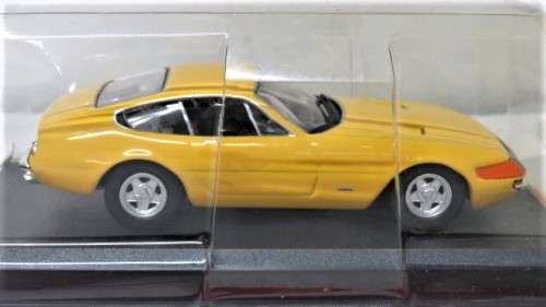 Boxed & Sealed Die Cast Ferrari 365 GTB/4 Daytona (Official Licensed Product) Scale 1:43 L: 10 cm