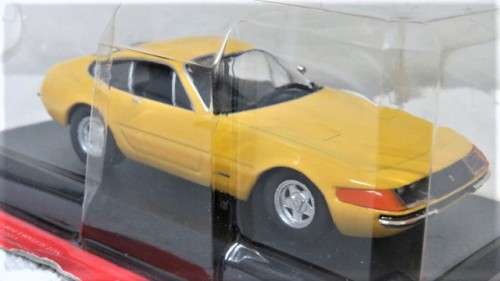 Boxed & Sealed Die Cast Ferrari 365 GTB/4 Daytona (Official Licensed Product) Scale 1:43 L: 10 cm