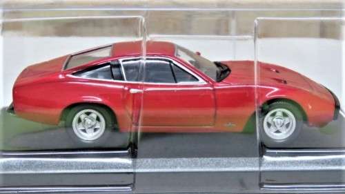 Fabulous Boxed & Sealed Die Cast Ferrari 365 GTC/4 (Official Licensed Product) Scale 1:43 L: 10 cm