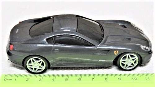 Boxed Hot Wheels Shell V-Power Battery Operated Ferrari 599 GTB Fiorano Scale 1:38 L: 12 cm