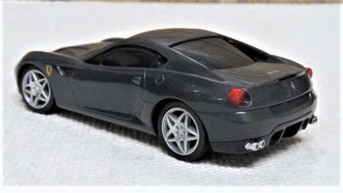 Boxed Hot Wheels Shell V-Power Battery Operated Ferrari 599 GTB Fiorano Scale 1:38 L: 12 cm