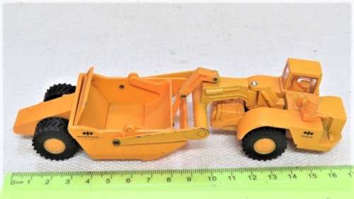 Vintage Rare Die Cast Yonezawa Diapet #008-09145 (T-64) Komatsu Motor Scraper WS23S L: 172 mm